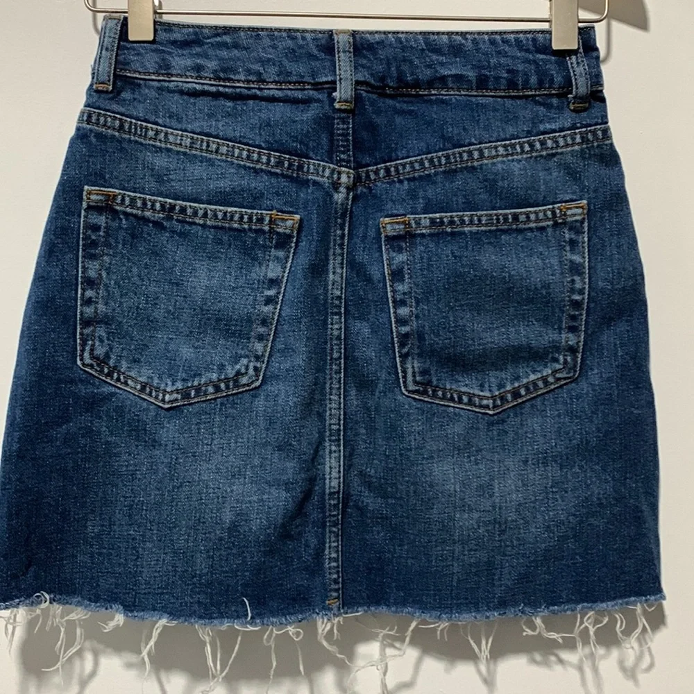 Topshop Jean Skirt-US 2-$15 - Picture 4 of 4